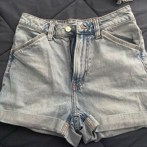 H&M Divided High Rise Cuffed Denim Shorts Size 2